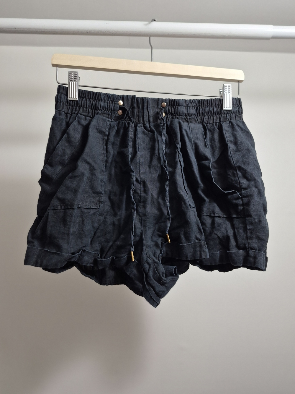 Women's Black Elastic Waist 100% Linen Shorts